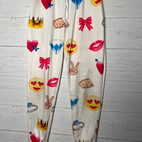 Women's White Heart Emoji Jogger Sweatpants L Pink Happy Face Print Cute Comfy - Picture 1 of 10